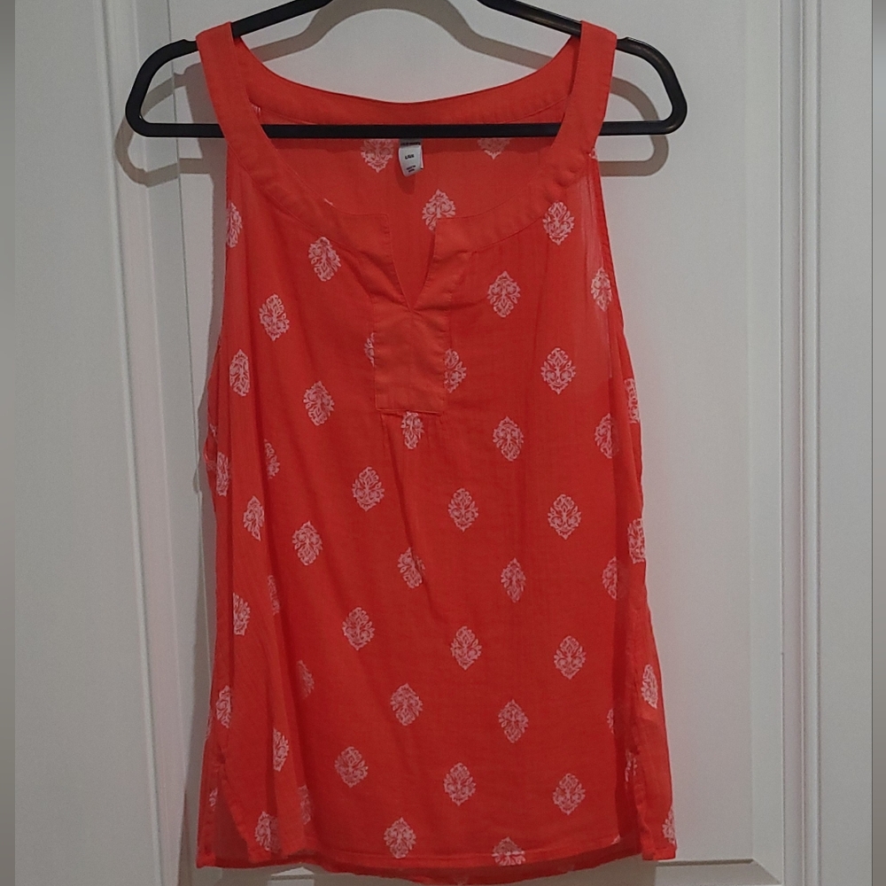 Women's Sleeveless Salmon Colored Top
